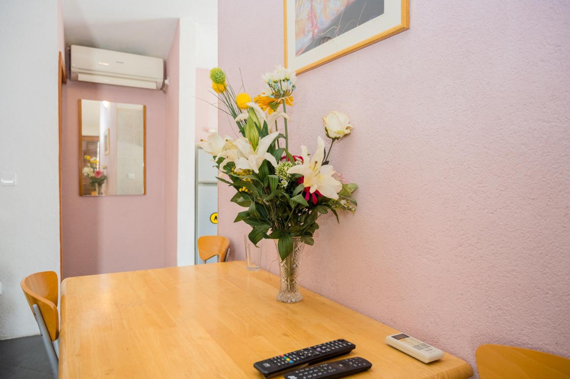 Cozy Guest House Kamenita Split Bagian luar foto